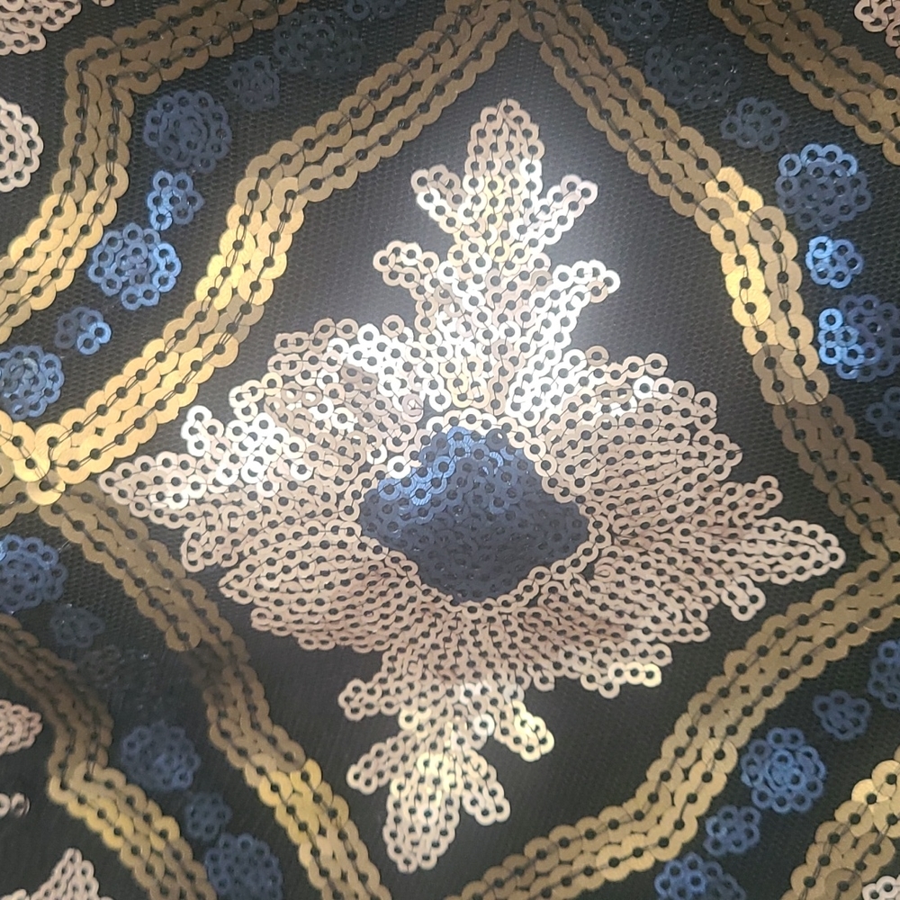 Dress - Picture 3 of 4